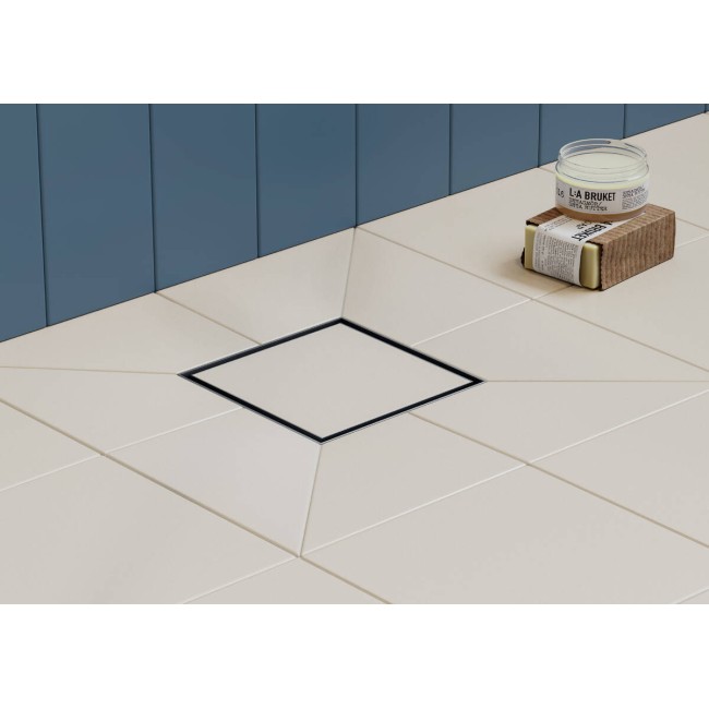 Точечный слив 150/150 hansgrohe RainDrain Brilliance 56251800 с решеткой и монтажным комплектом