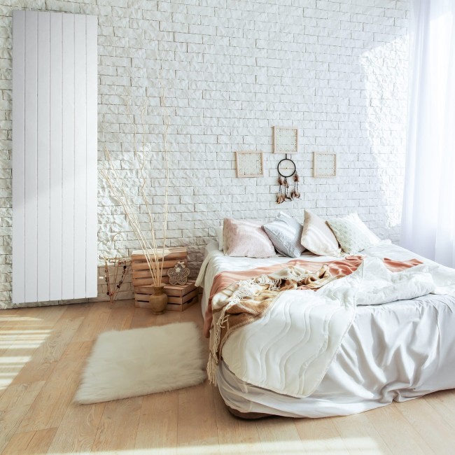 Дизайнерський вертикальний радіатор Terra 1800×490, нижнє підк.