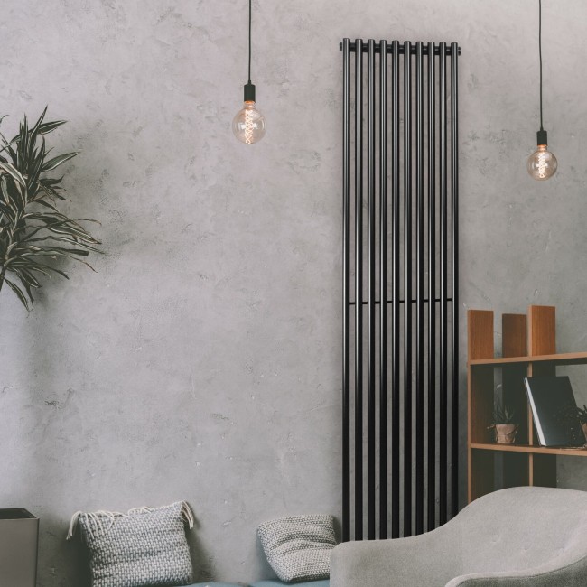 Дизайнерський вертикальний радіатор Praktikum 1800×387, нижнє підк., чорний