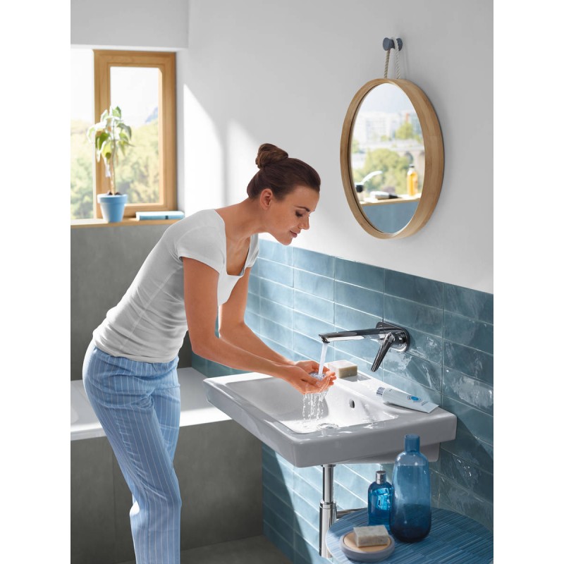 Змішувач hansgrohe Novus для раковини настінний, хром 71127000