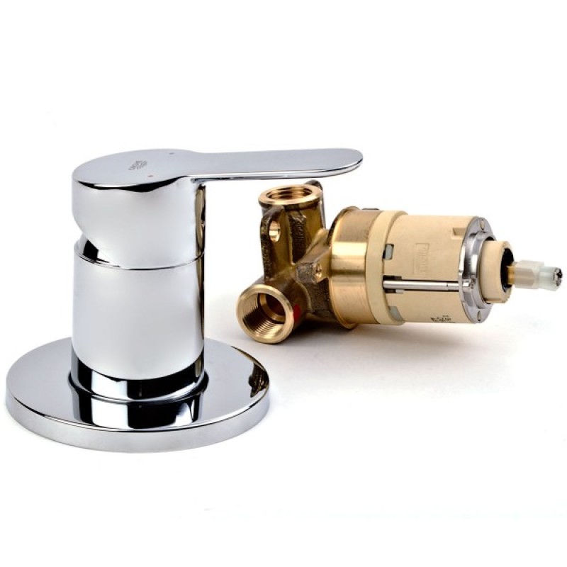 Grohe BauEdge Смеситель однорычажный для душа (29040000) Grohe BauEdge Смеситель однорычажный для душа (29040000)