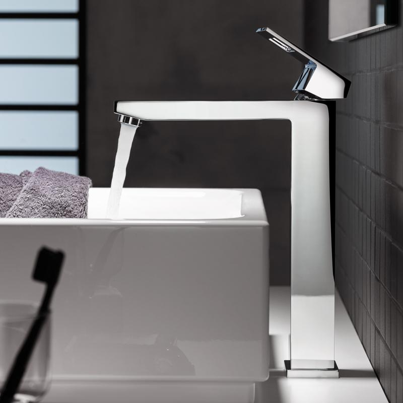 Grohe Eurocube Смеситель однорычажный для раковины XL-Size (23406000)