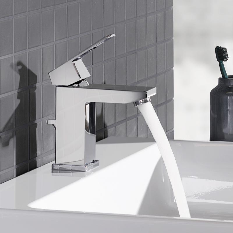Grohe Eurocube Смеситель однорычажный для раковины S-Size (23127000)