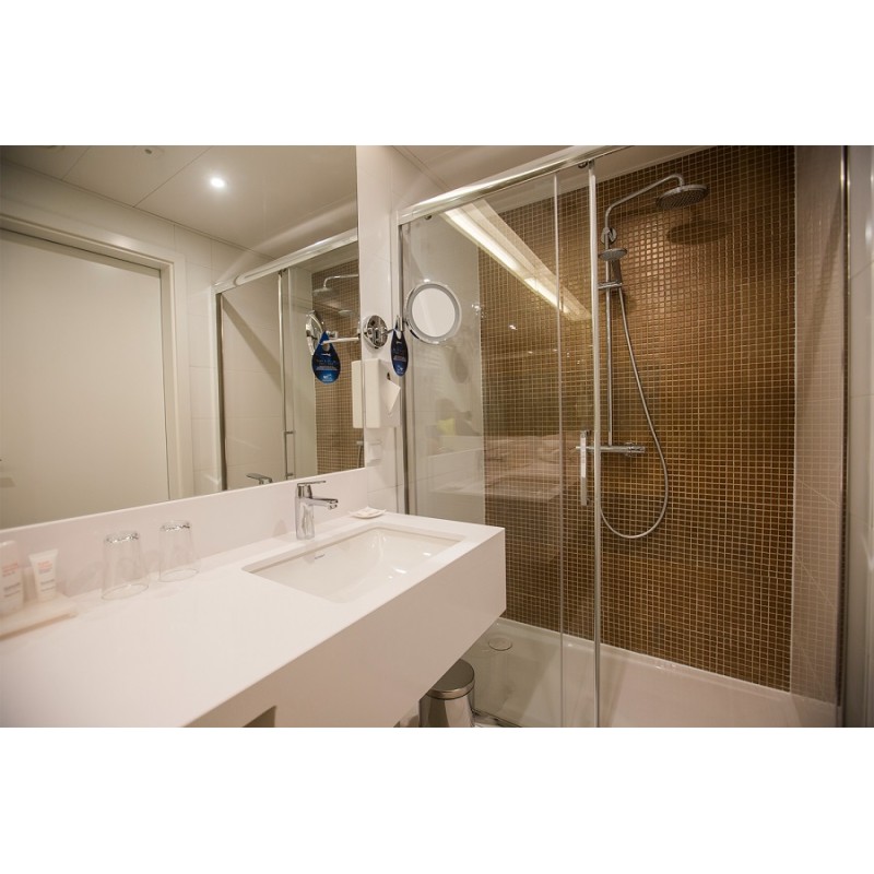 Grohe Eurosmart Cosmopolitan Смеситель однорычажный для раковины M-Size (23325000)