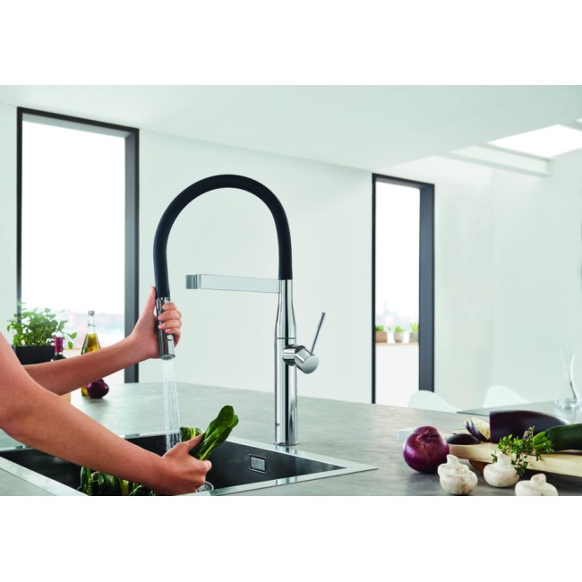 Grohe Essence Одноважільний змішувач для мийки (30503000)