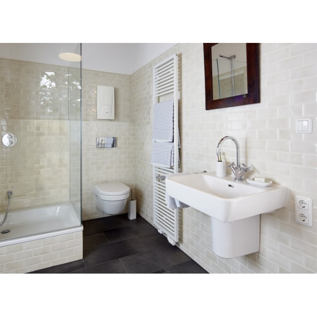 Проточный водонагреватель Clage DBX 18 Next (18кВт)