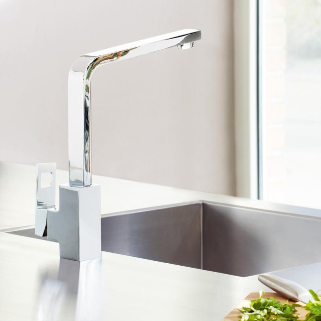Grohe Eurocube Одноважільний змішувач для мийки (31255000)