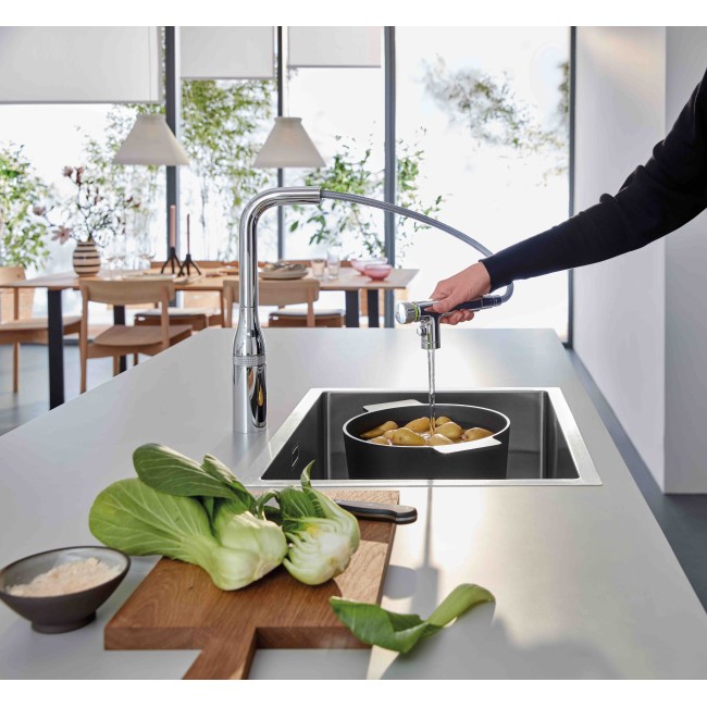 Grohe Accent Смеситель для мойки с технологией SmartControl (31894000)