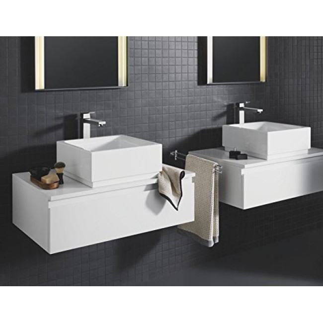 Grohe Eurocube Смеситель однорычажный для раковины M-Size (23446000)