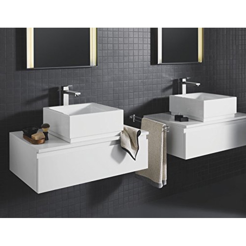 Grohe Eurocube Смеситель однорычажный для раковины M-Size (23446000)