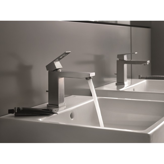 Grohe Eurocube Одноважільний змішувач для раковини M-Size (23445DC0)