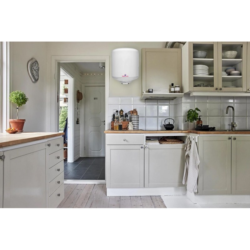 Водонагреватель бытовой электрический Round Eco VMR 50 (1200W)