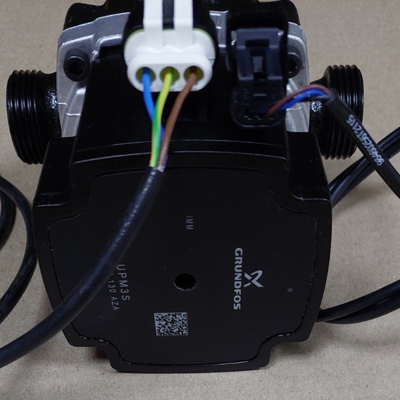 Циркуляционный насос Grundfos UPM3S  15-60 130