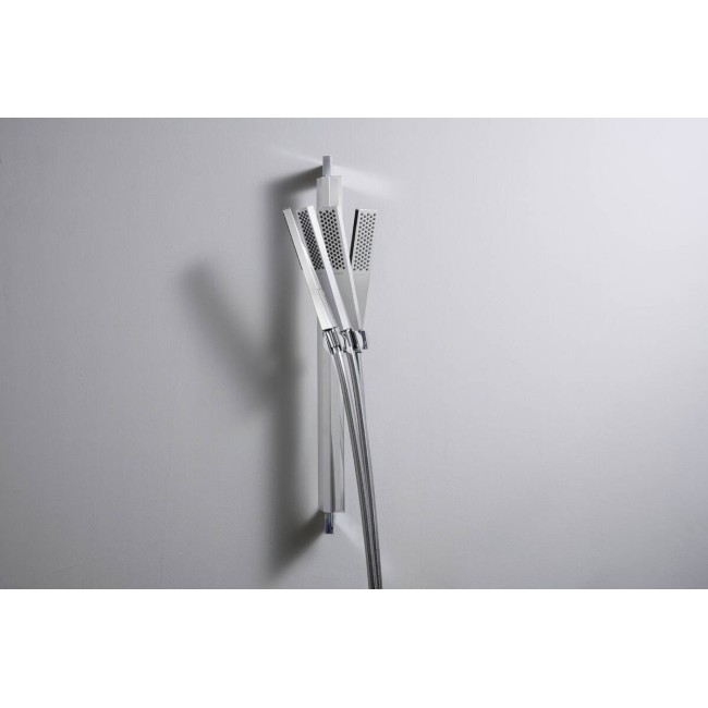 Душевой набор hansgrohe Pulsify E EcoSmart+ со штангой 65 см 24371000 хром