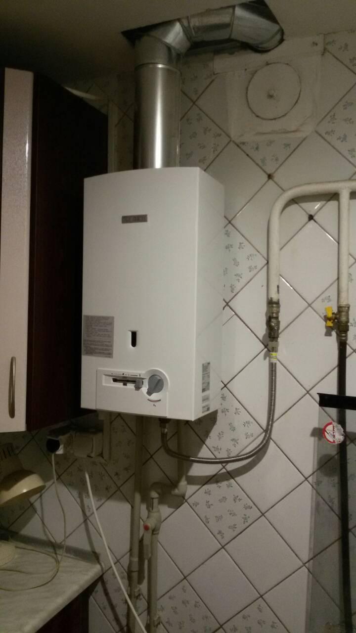 установка газового водонагревателя в квартире